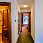 Apartamento Raetia Iii By Interhome Pfunds