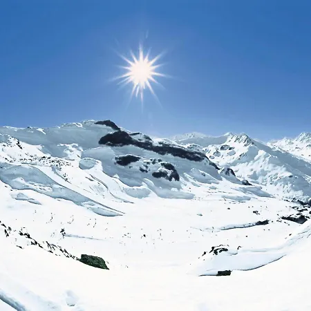 Raetia Iii By Interhome פונדס