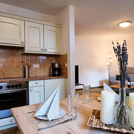 Raetia Iii By Interhome דירה