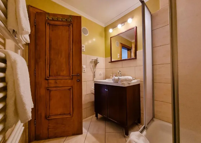 Appartamento Raetia Iii By Interhome