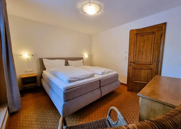 Raetia Iii By Interhome Appartamento